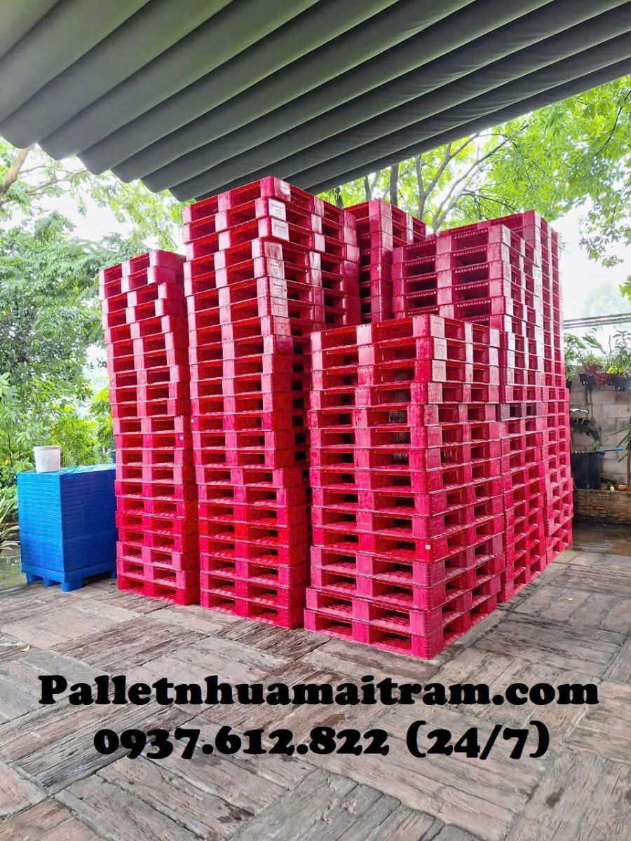 Những yếu tố ảnh hưởng đến giá pallet nhựa đã qua sử dụng