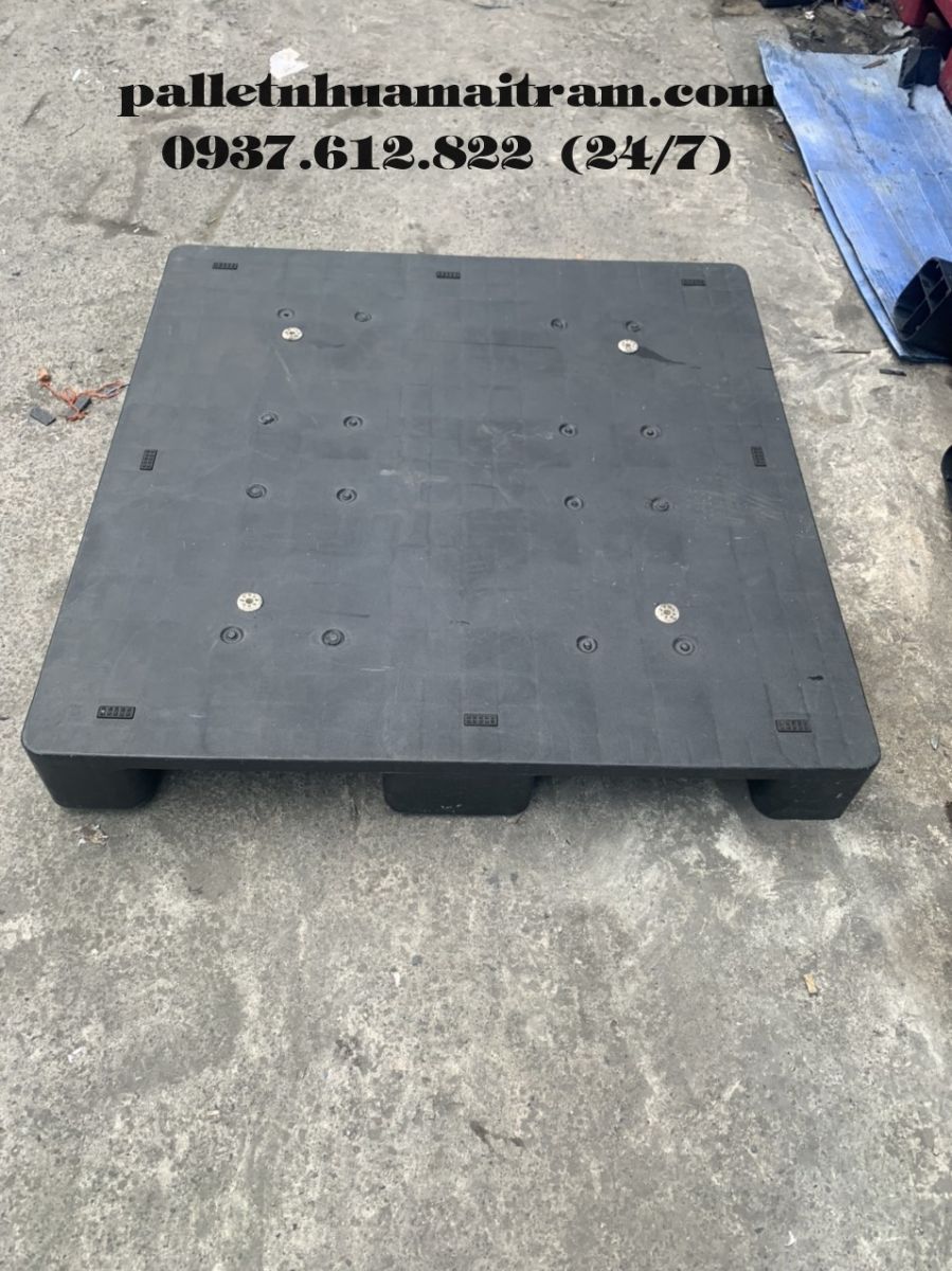 Pallet nhựa cũ TPHCM giá rẻ cạnh tranh, liên hệ 0937612822 (24/7)