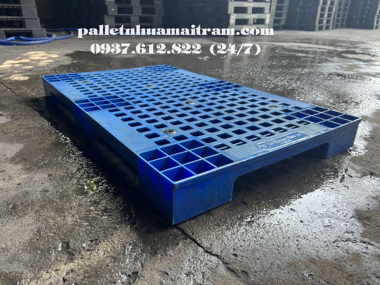 Địa chỉ mua pallet nhựa cũ Trà Vinh giá sỉ, giao hàng miễn phí