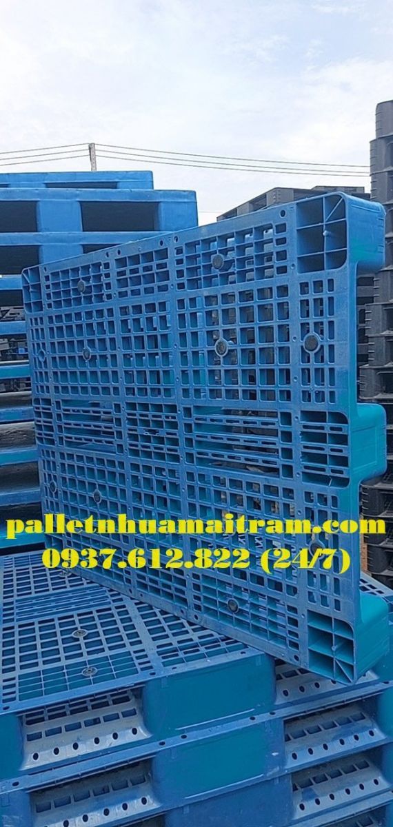 [HOT] Pallet nhựa Long An giảm giá cực sốc