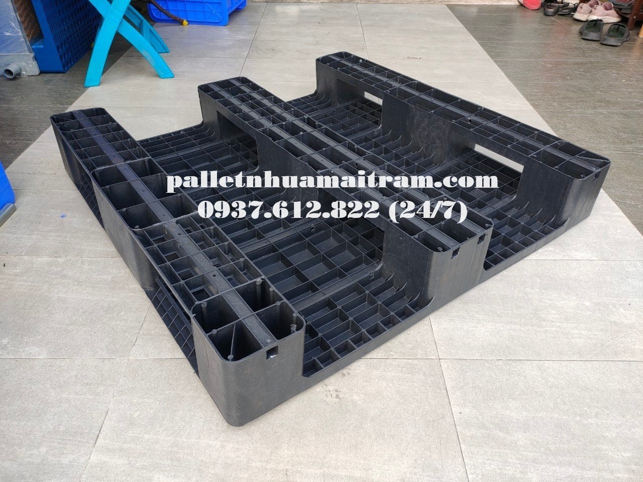 Pallet nhựa mới kích thước 1100x1100x165mm